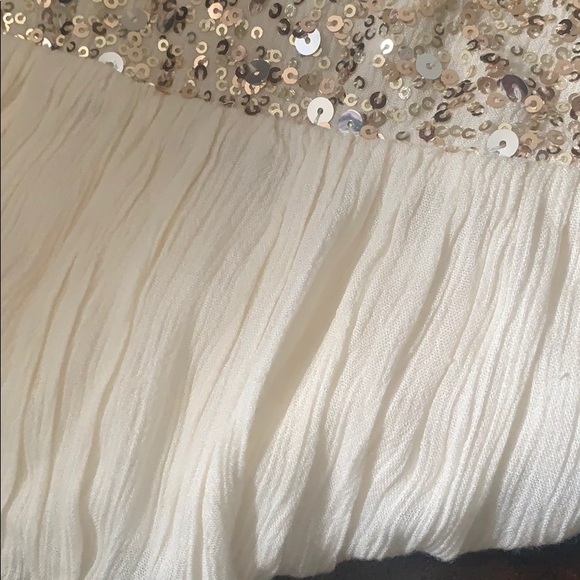 Dress - Picture 6 of 7